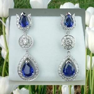 E00024 ต่างหูไพลินล้อมเพชร ดอกทิวลิปห้อยไพลินหยดน้ำ